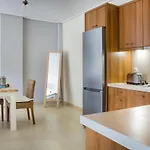 Lilly, With Communal Pool, 10 Meters From Sea *