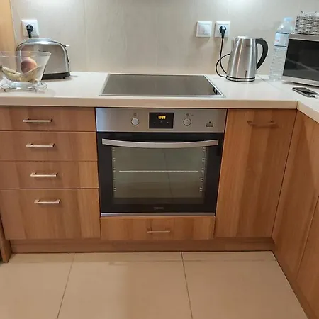 Lilly, With Communal Pool, 10 Meters From Sea *